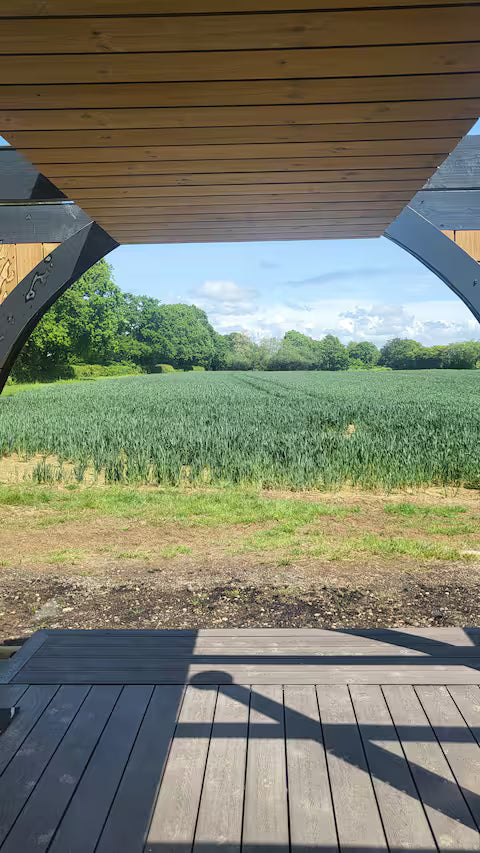 Relaxing Hut & Hot Tub - East Sussex