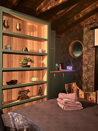 Private Cabin - East Sussex