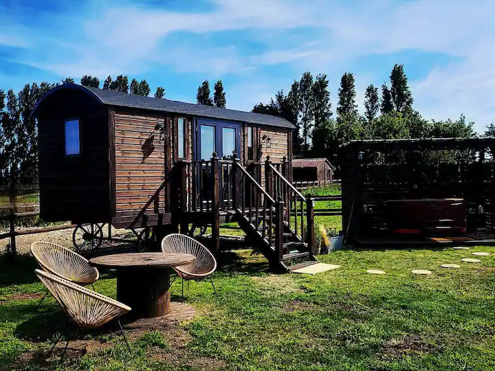 Romantic Hut & Hot Tub - Kent
