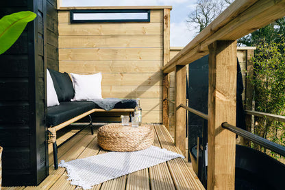 Entire Log Cabin - Somerset