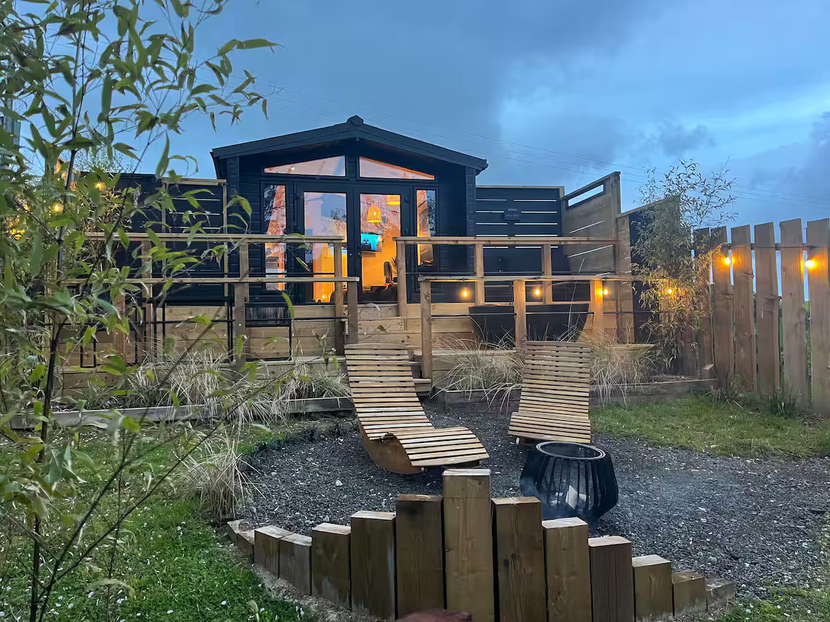 Entire Log Cabin - Somerset