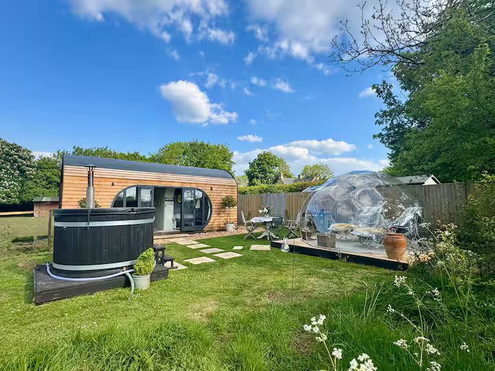 Romantic Retreat - Ashwicke